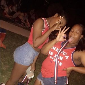 Meet your Posher, Makayla